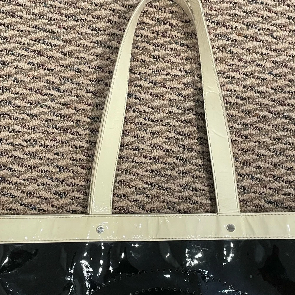 Tory Burch black and white patent leather large shoulder tote bag